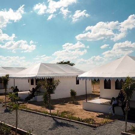 Pāli Jawai Empire Resort By Premier Hotels מראה חיצוני תמונה
