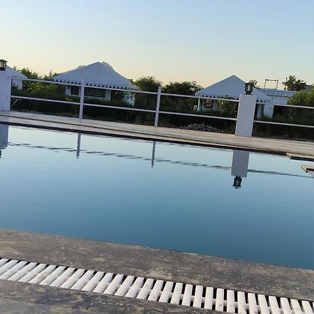 Pāli Jawai Empire Resort By Premier Hotels מראה חיצוני תמונה