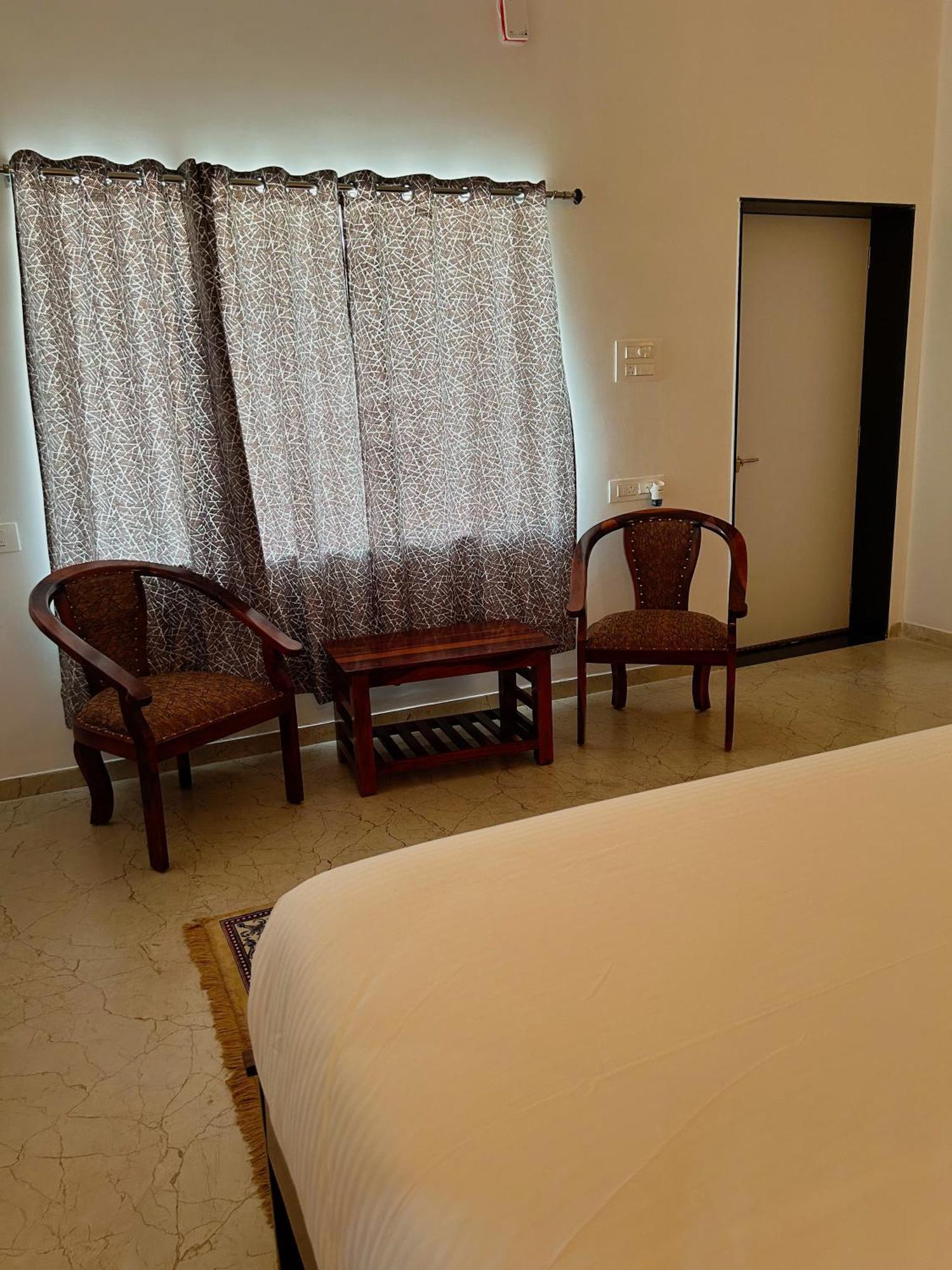 Pāli Jawai Empire Resort By Premier Hotels מראה חיצוני תמונה